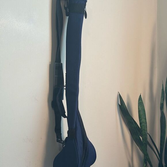 The Original Navy Vintage Blue Caddy Golf Club Pouch - Picture 2 of 6